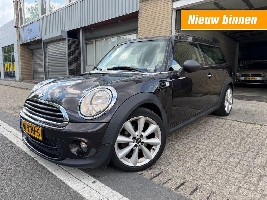 Mini CLUBMAN 1.6 One Bns Line NAVI CLIMA NETTE AUTO NAP APK, Auto's, Mini, Euro 5, Gebruikt, Clubman, 4 cilinders