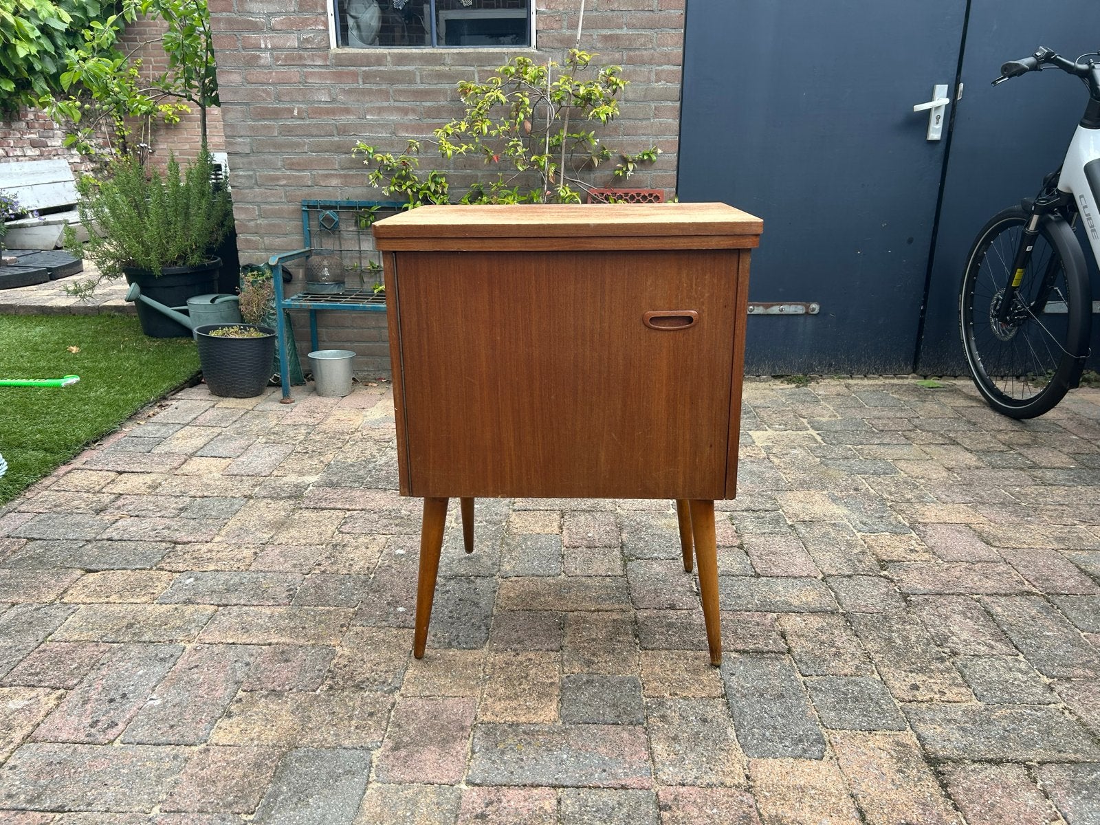 Mid-century naaimachine kastje - Opknapper, Antiek en Kunst, Ophalen