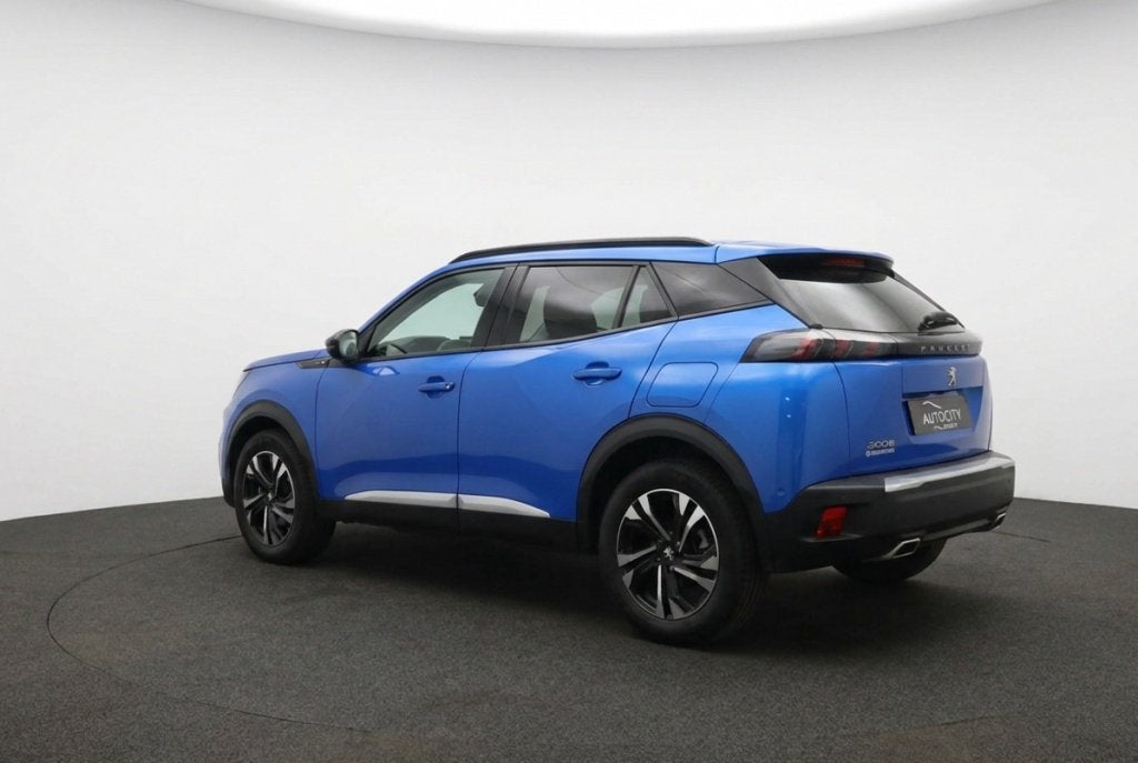 Peugeot 2008 1.2 Allure Pack 130PK | Carplay | Adaptive Crui, Gebruikt, Euro 6, 1199 cc, Blauw