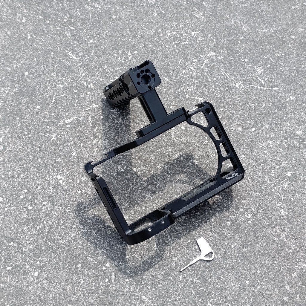 Smallrig cage sony a6400 + Tophandle, Audio, Tv en Foto, Fotografie | Professionele apparatuur, SmallRig, Camera rig/cage, Ophalen of Verzenden