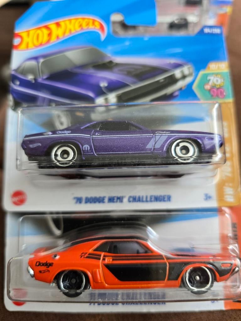 Dodge Challenger 2x Hotwheels, Ophalen of Verzenden, Nieuw, Auto