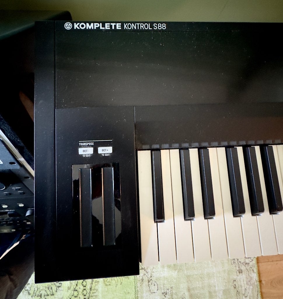 KOMPLETE KONTROL S88 Mk1, Muziek en Instrumenten, Keyboards, Gebruikt, 88 toetsen, Midi-aansluiting, Ophalen