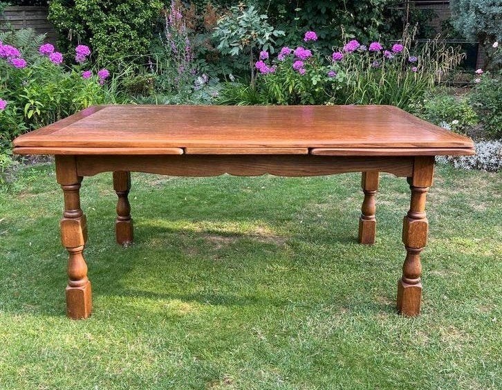Antieke uittrekbare eiken eettafel – Castle Furniture, Ophalen of Verzenden