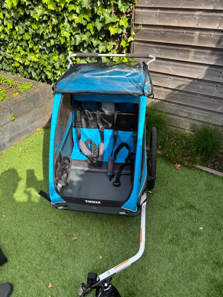 Fietskar Thule Coaster XT, Fietsen en Brommers, Fietsaccessoires | Aanhangers en Karren, Ophalen, THULE, Opvouwbaar, Zo goed als nieuw