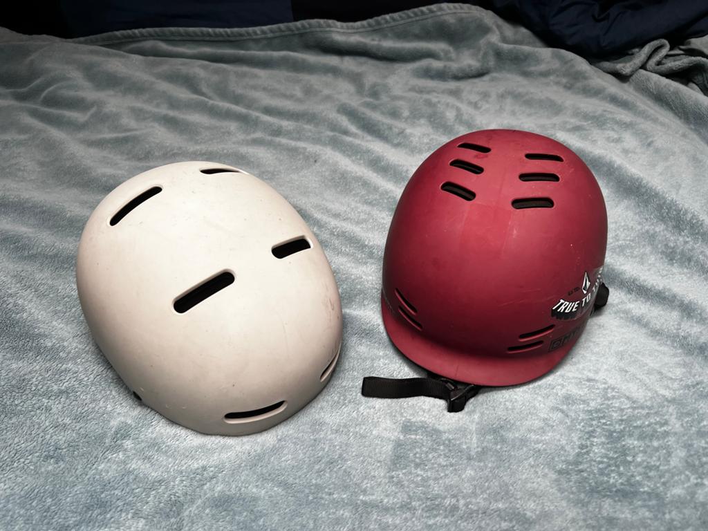 Mystic Watersport Helm - Wit & Rood (M/L), Watersport en Boten, Watersportkleding, Ophalen of Verzenden, Gebruikt, Dame of Heer