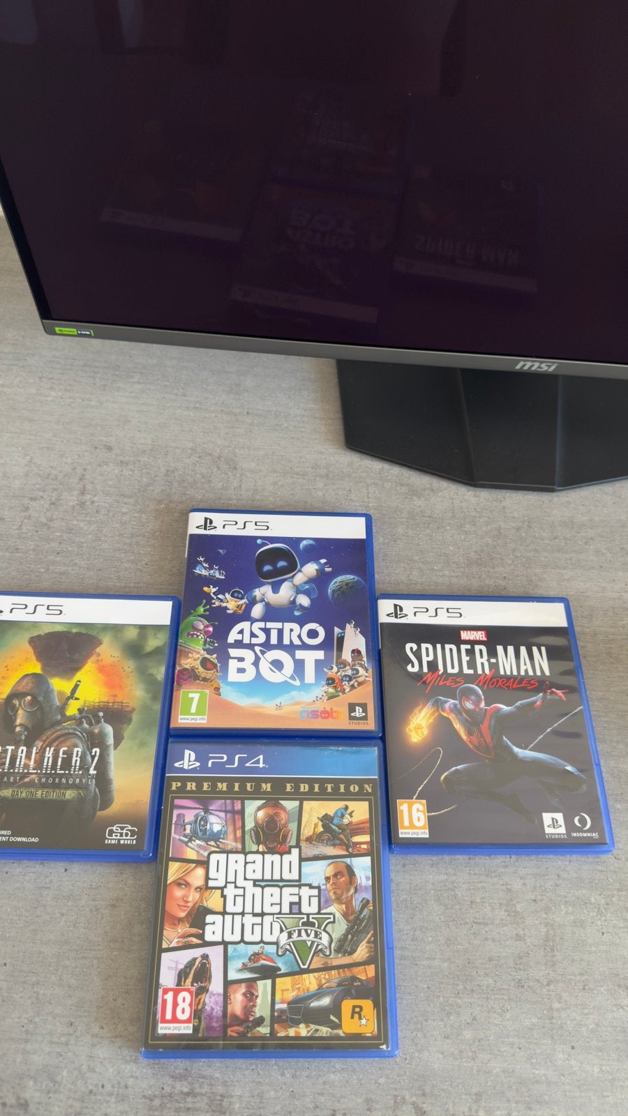 Top PS5 Games (Stalker 2, Astro Bot, Spider-Man, GTA 5), Overige genres, Ophalen of Verzenden, Zo goed als nieuw, Eén computer