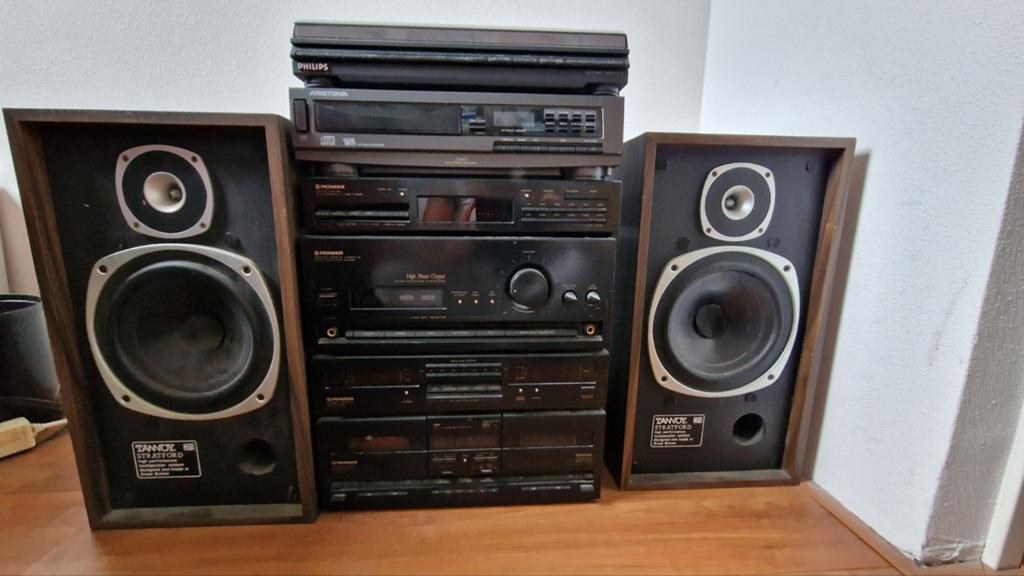 Vintage Hifi set. Pionieer/tannoy boxen, Ophalen, Gebruikt, Losse componenten, Tuner of Radio