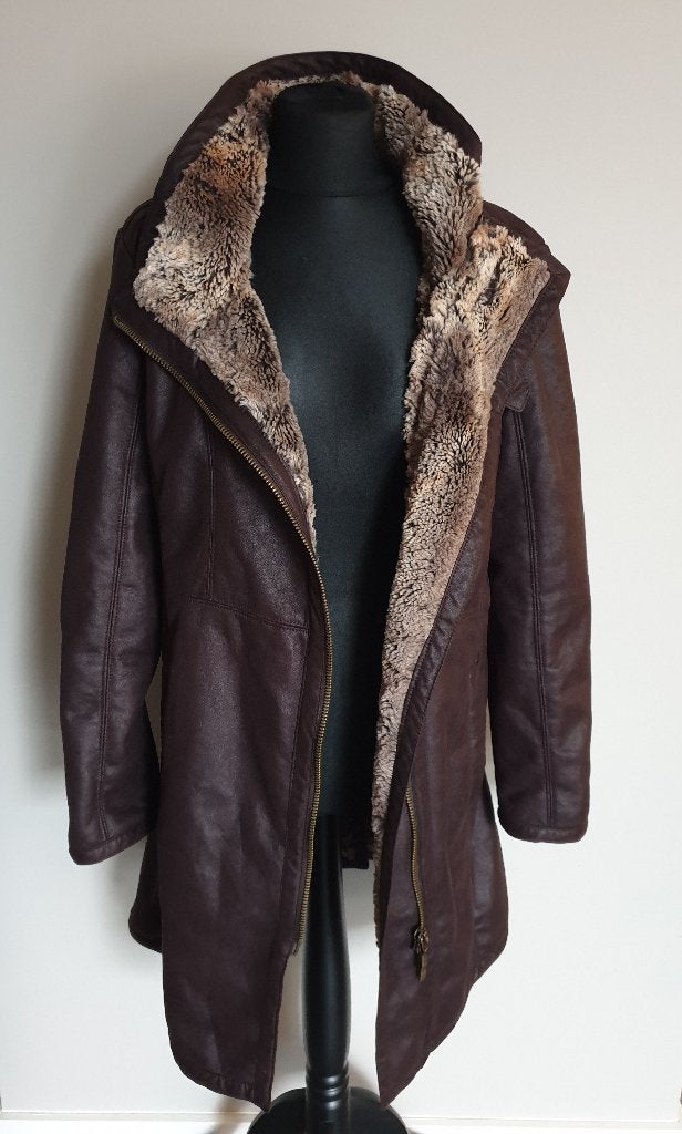 Bruine winterjas maat 40 teddy lange jas faux leather, Maat 38/40 (M), Bruin, Ophalen of Verzenden, Zo goed als nieuw