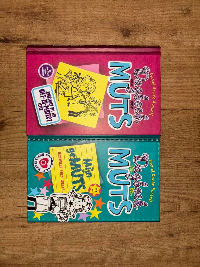Dagboek van een muts deel 1 en 3,5, Boeken, Ophalen of Verzenden, Zo goed als nieuw