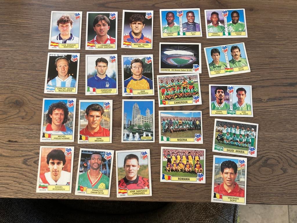 24 PANINI PLAATJES USA’94 RODE ACHTERKANT, Ophalen of Verzenden, Zo goed als nieuw, Buitenlandse clubs, Poster, Plaatje of Sticker
