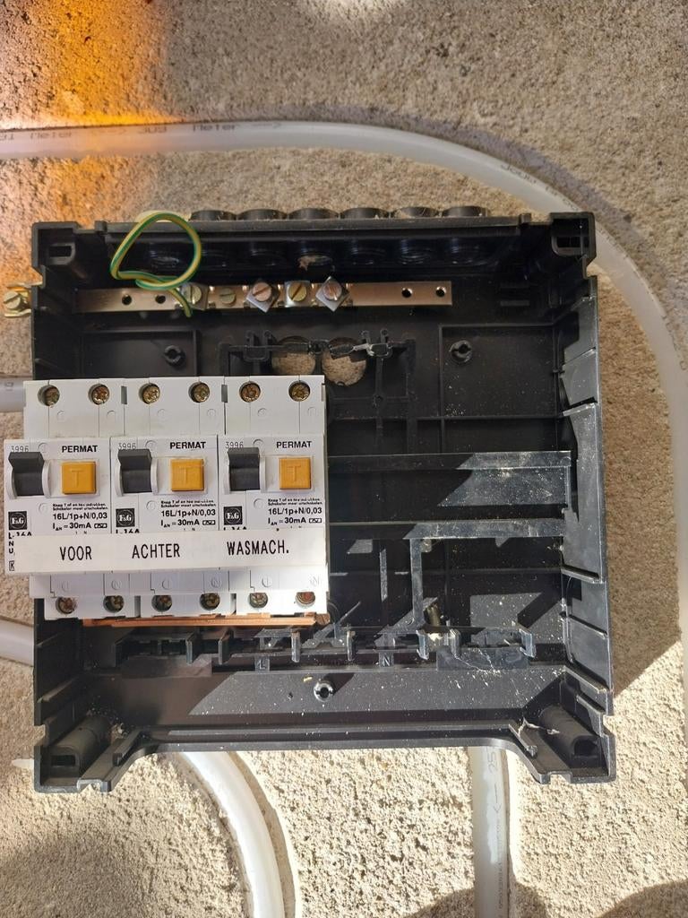 Stoppenkast met 3 stoppen, Doe-het-zelf en Verbouw, Elektra en Kabels, Ophalen of Verzenden, Gebruikt, Overige typen