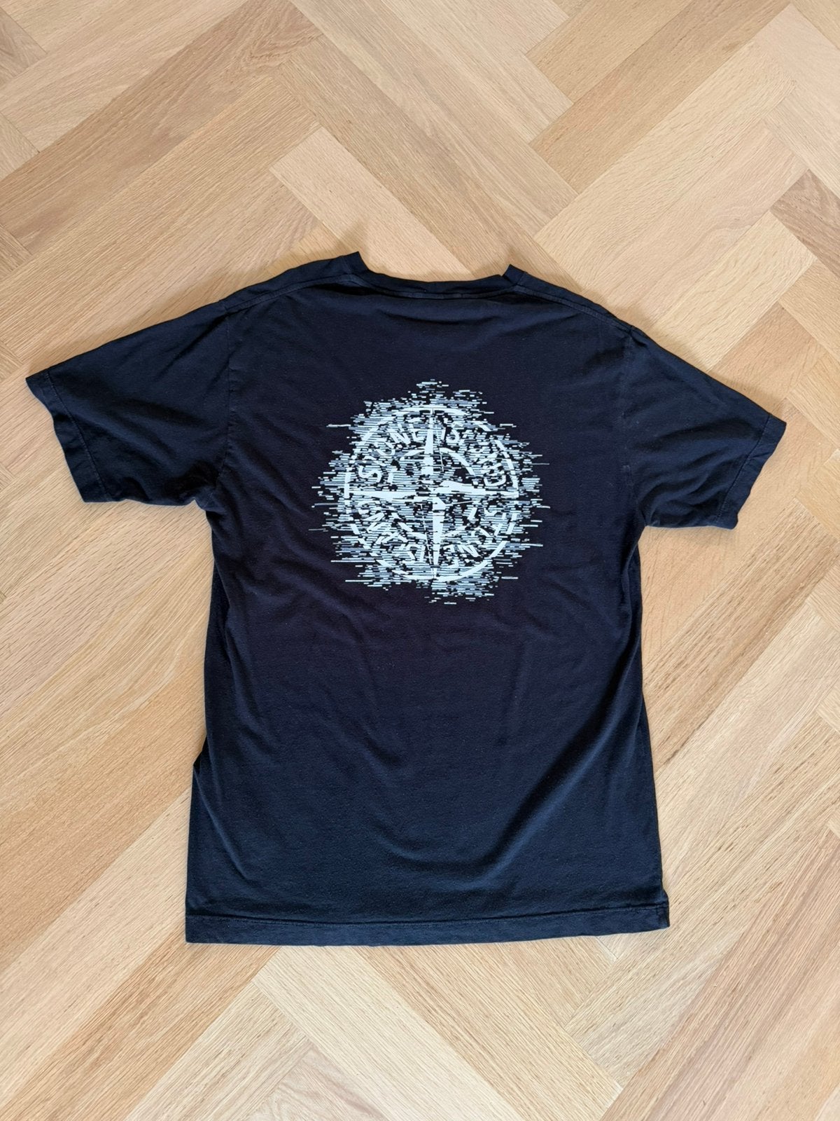 Stone Island T-shirt Zwart Maat L, Ophalen of Verzenden, Zo goed als nieuw, Maat 52/54 (L), Zwart