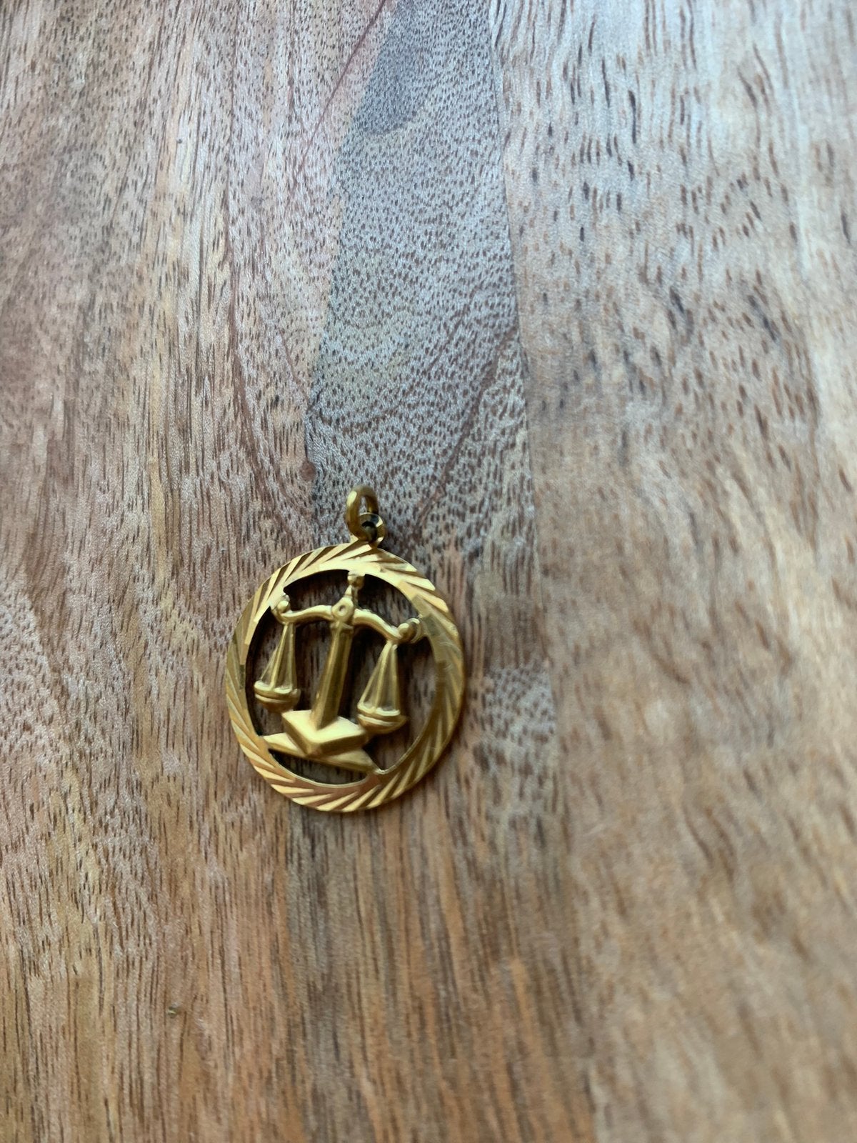 Vintage hanger weegschaal, Ophalen of Verzenden, Gebruikt, Goud, Overige materialen