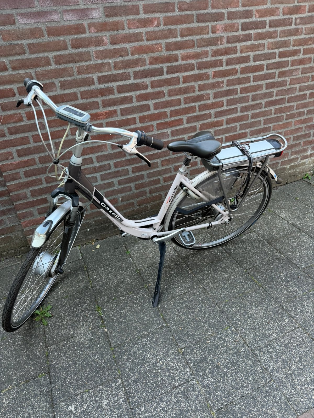 Elektrische fiets Gazelle . Goed onderhouden fiets, Ophalen, Zo goed als nieuw, 50 km per accu of meer, Gazelle