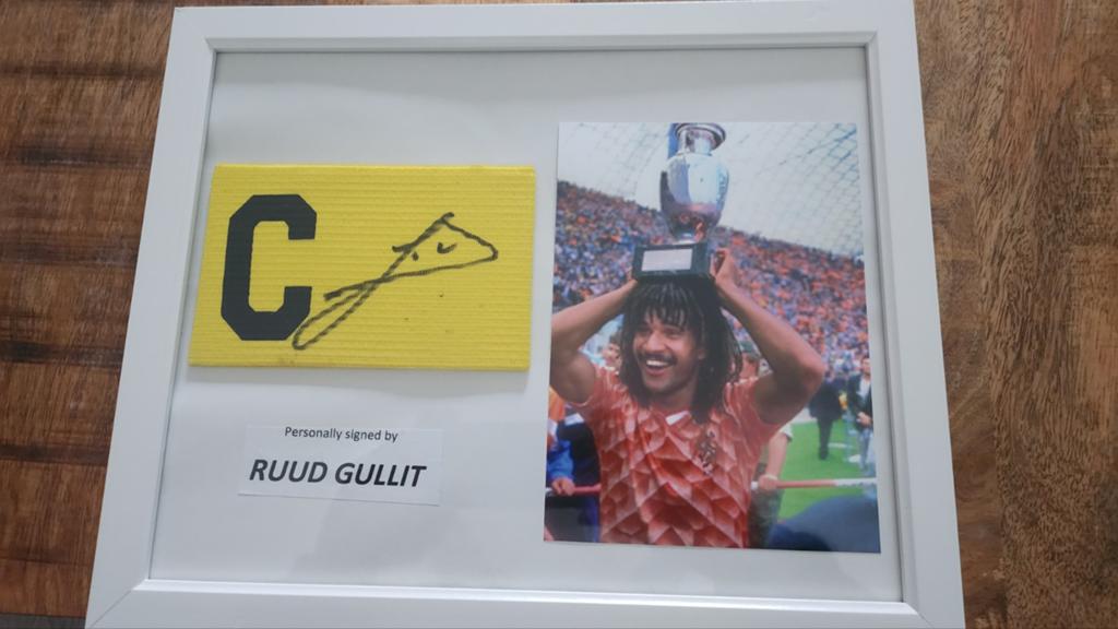 Ruud Gullit EK88 Aanvoerdersband + COA - Zeldzaam!, Verzamelen, Sportartikelen en Voetbal, Ophalen of Verzenden, Gebruikt, Overige sporten