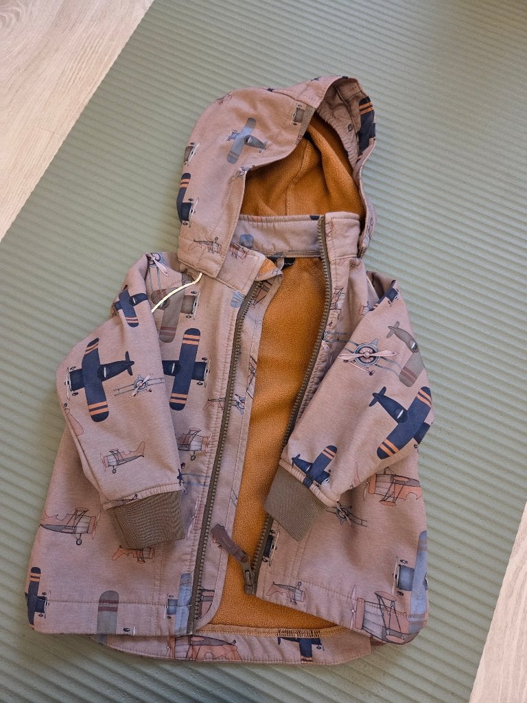 Name It jasje met vliegtuigjes - maat 86, Ophalen, Zo goed als nieuw, Jas, Jongen