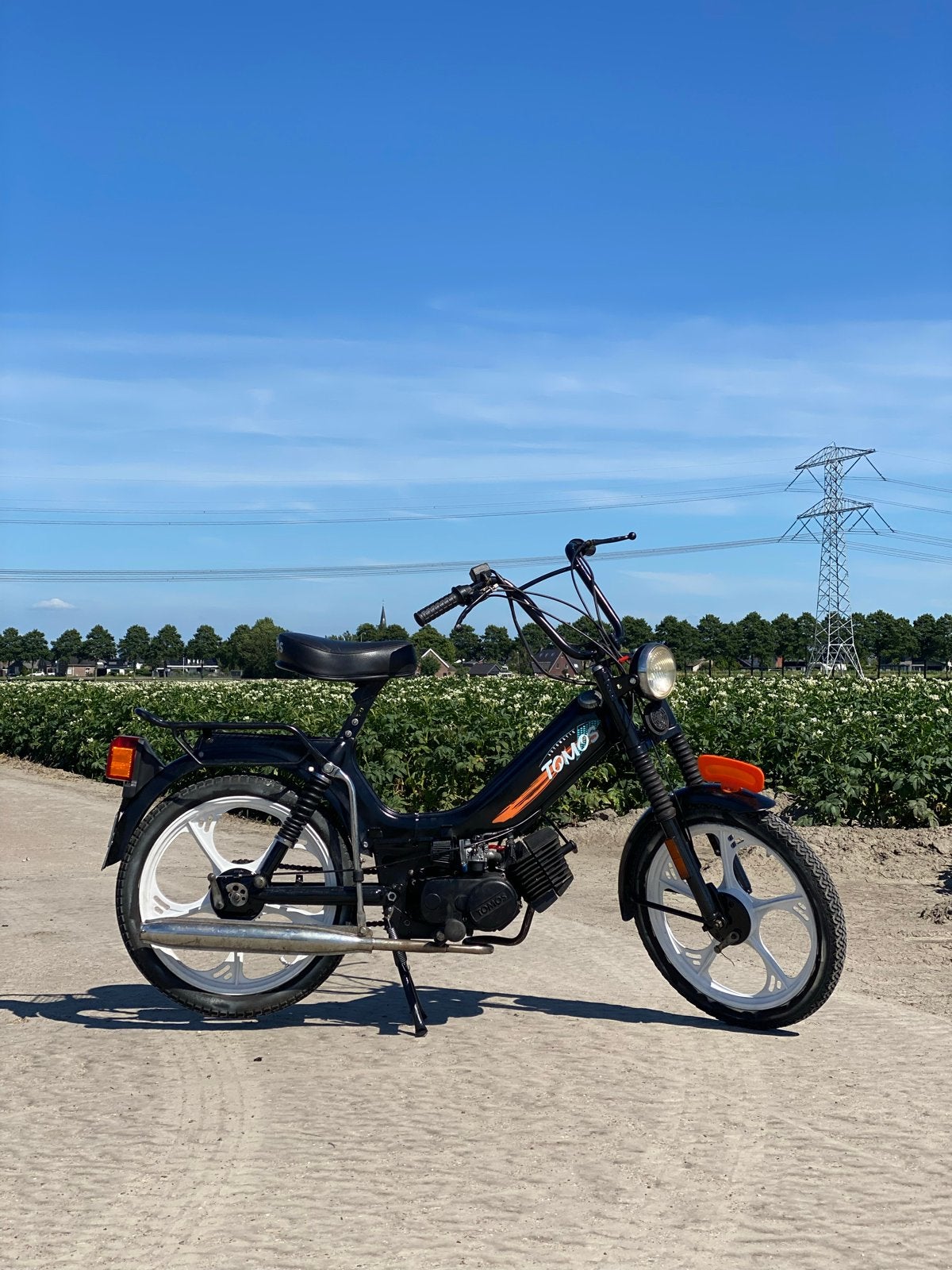 Tomos brommers en snorbrommers gezocht - Alle modellen!, Fietsen en Brommers, Brommers | Tomos, Ophalen, Gebruikt, Maximaal 25 km/u