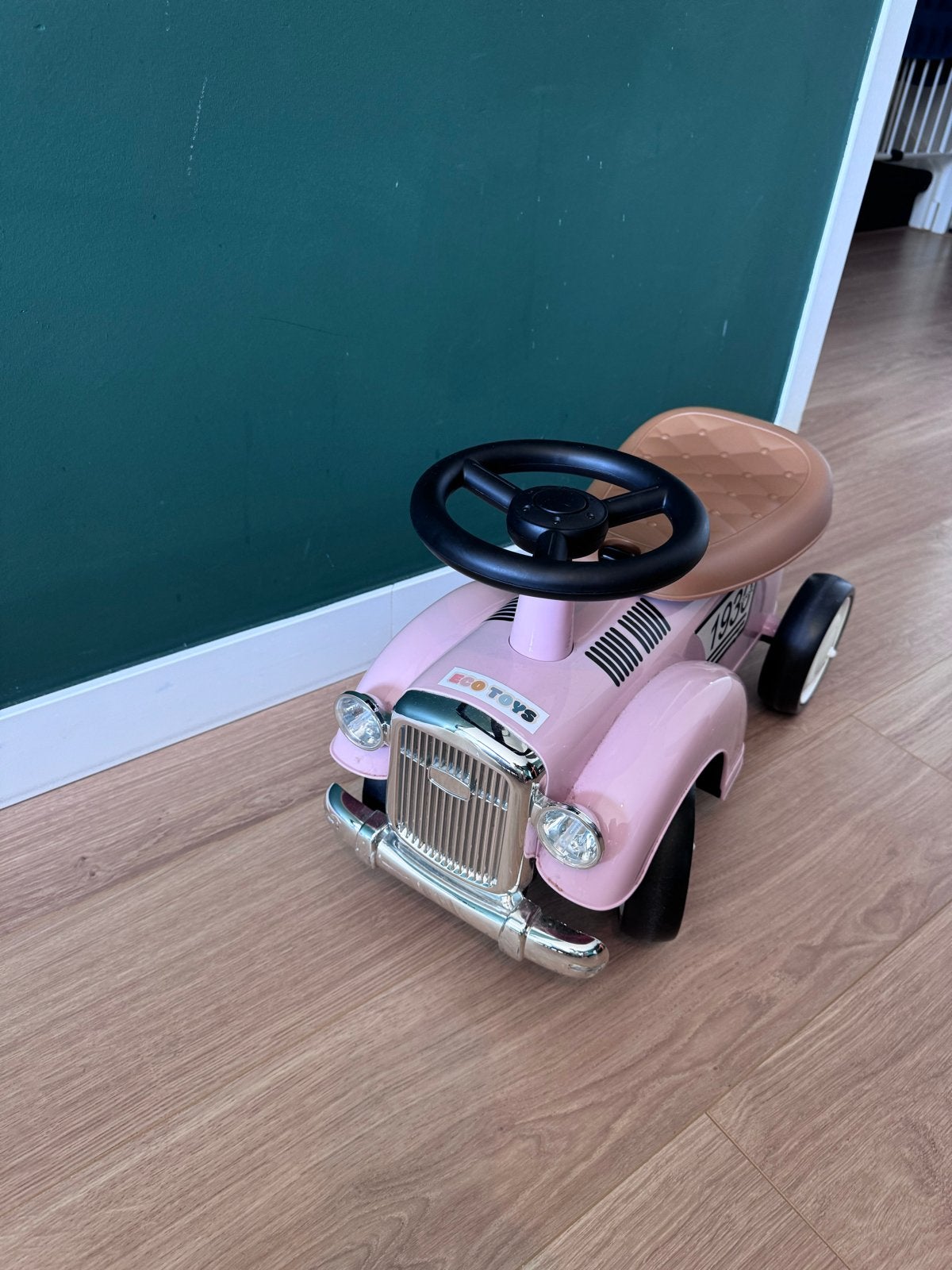 Roze Retro Loopauto, Kinderen en Baby's, Ophalen, Zo goed als nieuw, Loopvoertuig