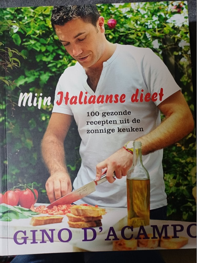 Gino D'acampo mijn italiaanse dieet., Boeken, Ophalen of Verzenden, Gelezen, Gino D'Acampo
