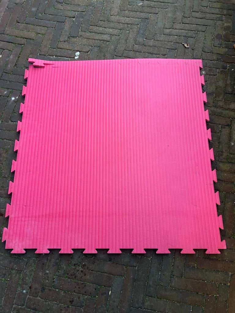 Judo matten 100x100 cm, 2 cm dik - 6 stuks, Sport en Fitness, Ophalen of Verzenden, Gebruikt, Judo, Vechtsportmateriaal
