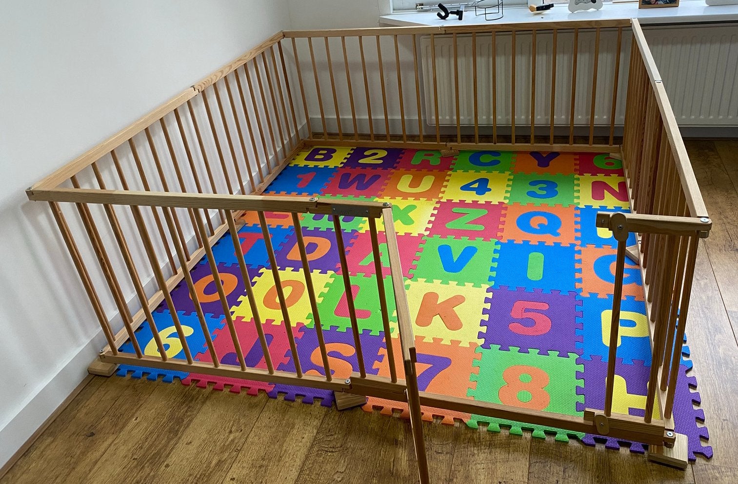 Houten grondbox – Babyduck – 1,80 x 1,80 m, Ophalen, Zo goed als nieuw