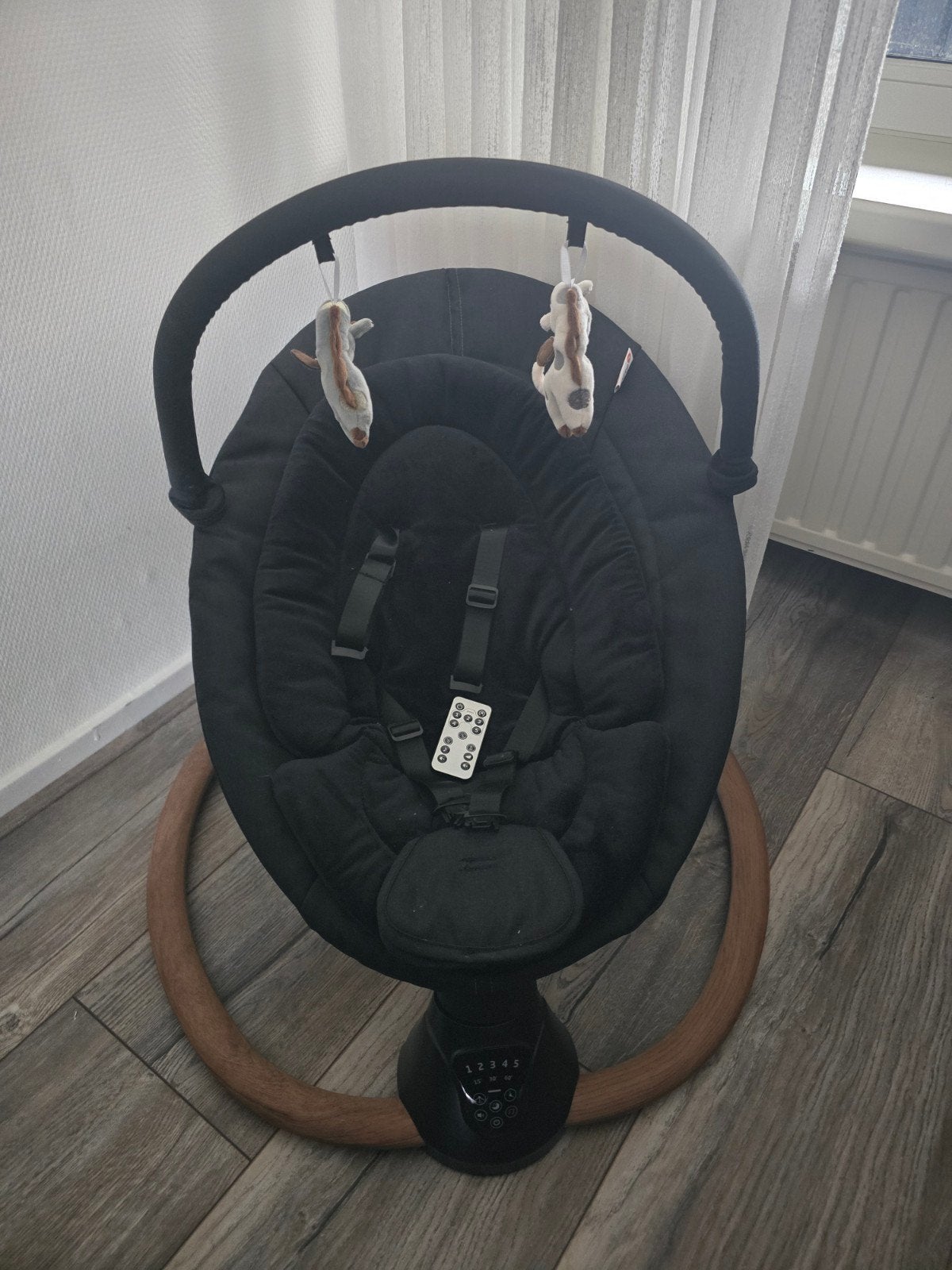 Nieuwe elektrische schommelstoel met afstandsbediening, Kinderen en Baby's, Ophalen, Nieuw, Schommelstoel, Met gordel(s) of riempje(s)