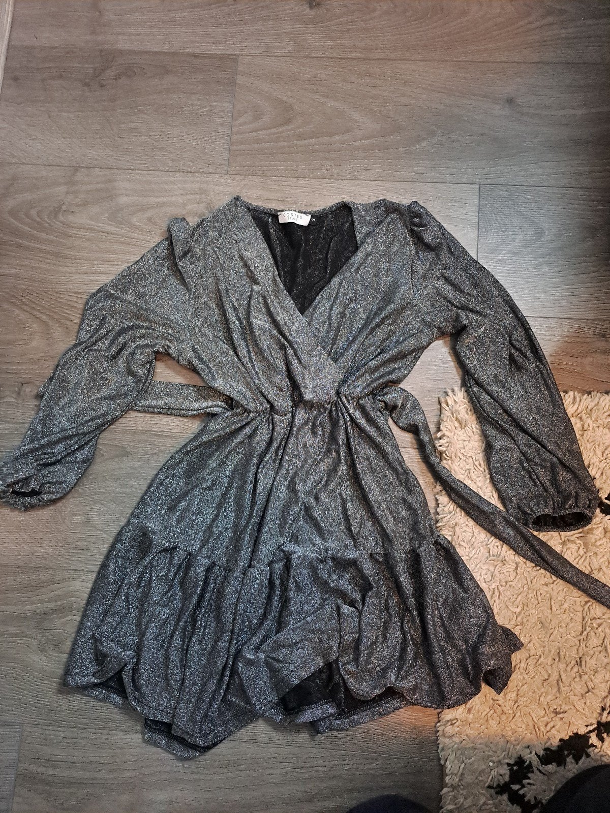 Costes Studio Zilverkleurige Glitter Jurk Maat S, Kleding | Dames, Ophalen of Verzenden, Zo goed als nieuw, Costes Studio, Maat 36 (S)