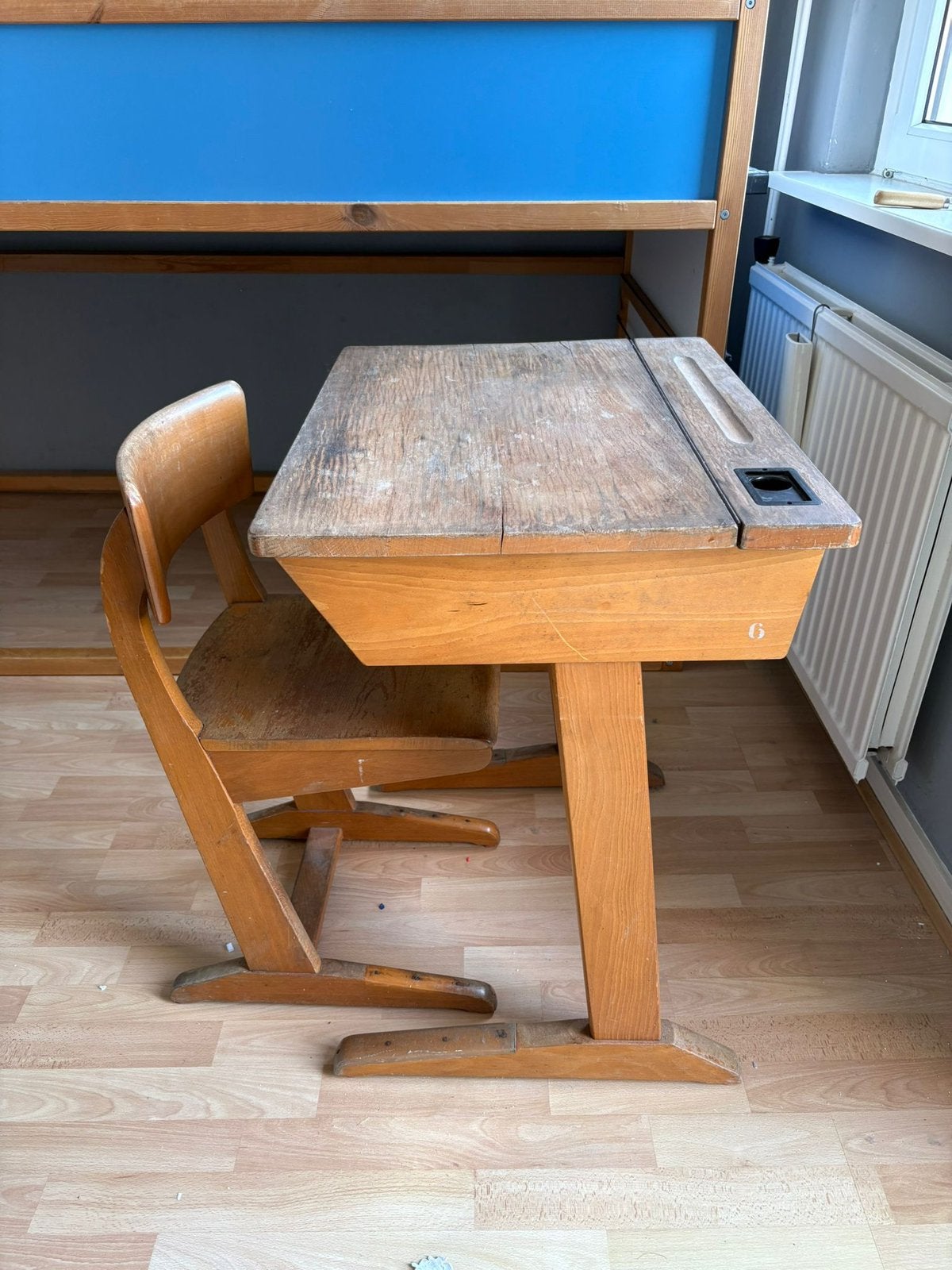 Ouderwetse schoolbank schooltafel bureau, Ophalen, Zo goed als nieuw, Tafel(s) en Stoel(en)