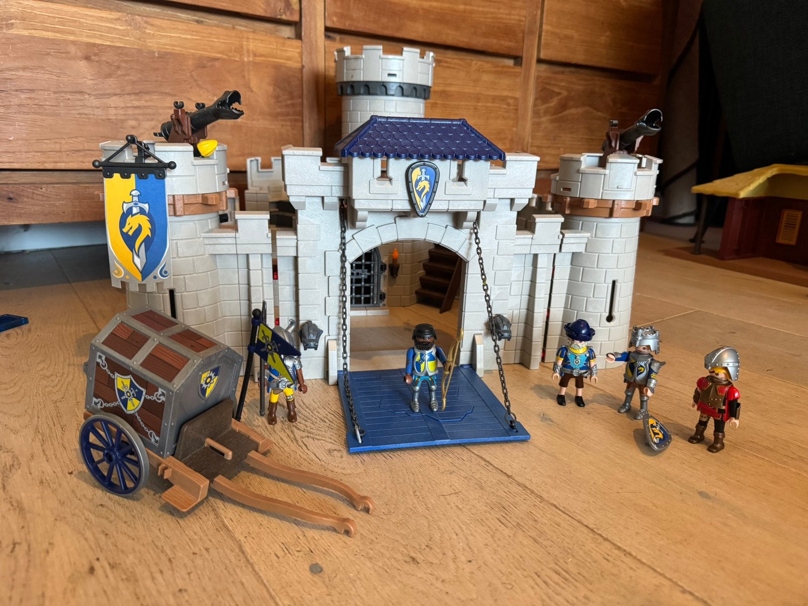 Playmobil ridderkasteel, Ophalen, Zo goed als nieuw