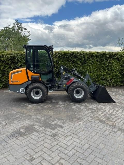 minishovel Giant 2700HD, Zakelijke goederen, Machines en Bouw | Kranen en Graafmachines, Ophalen of Verzenden, Wiellader of Shovel