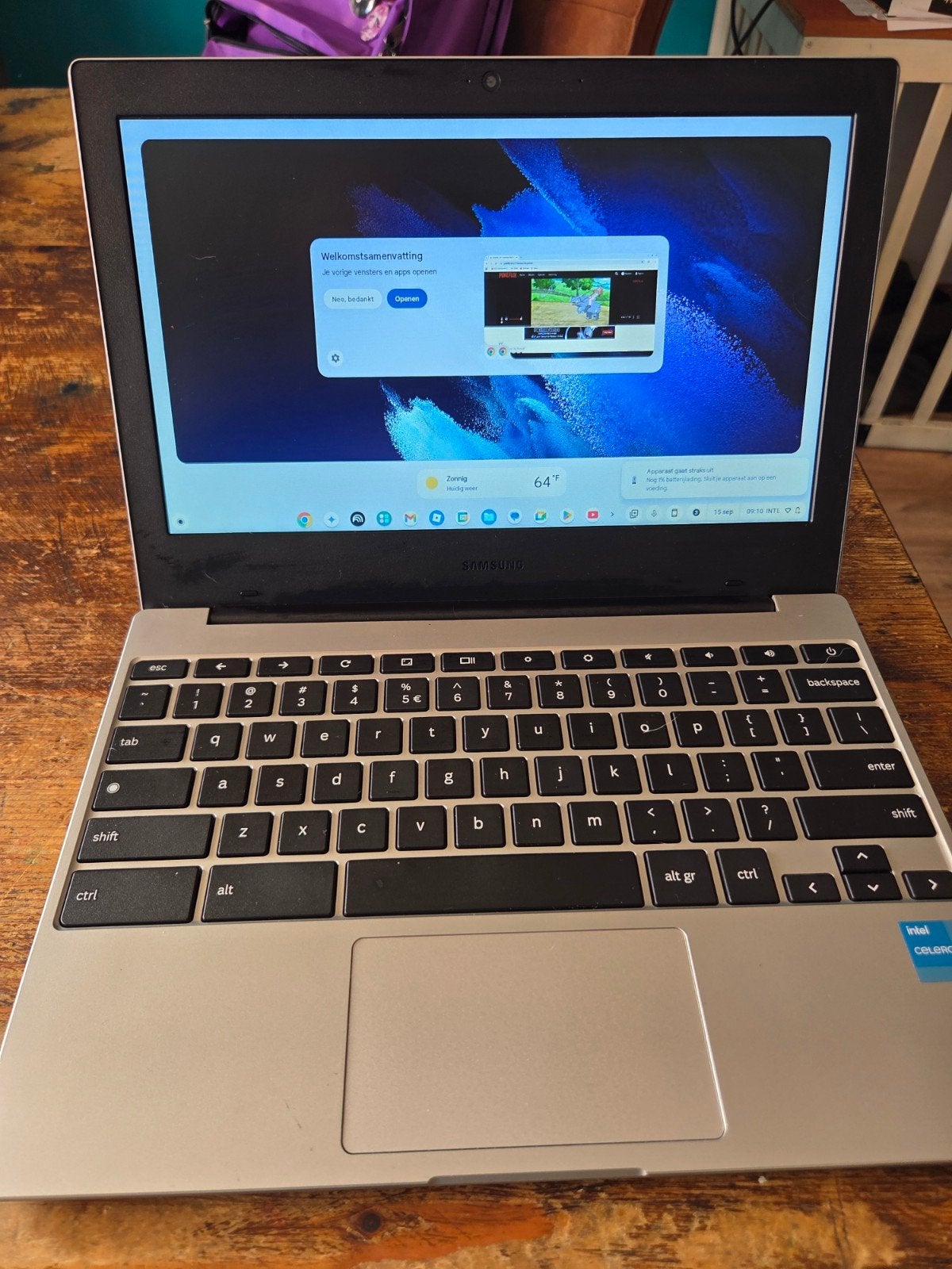 Samsung Galaxy Chromebook XE310XDA - 11,6 inch met Wifi, Ophalen, 4 GB of minder, Zo goed als nieuw, 32 GB of minder