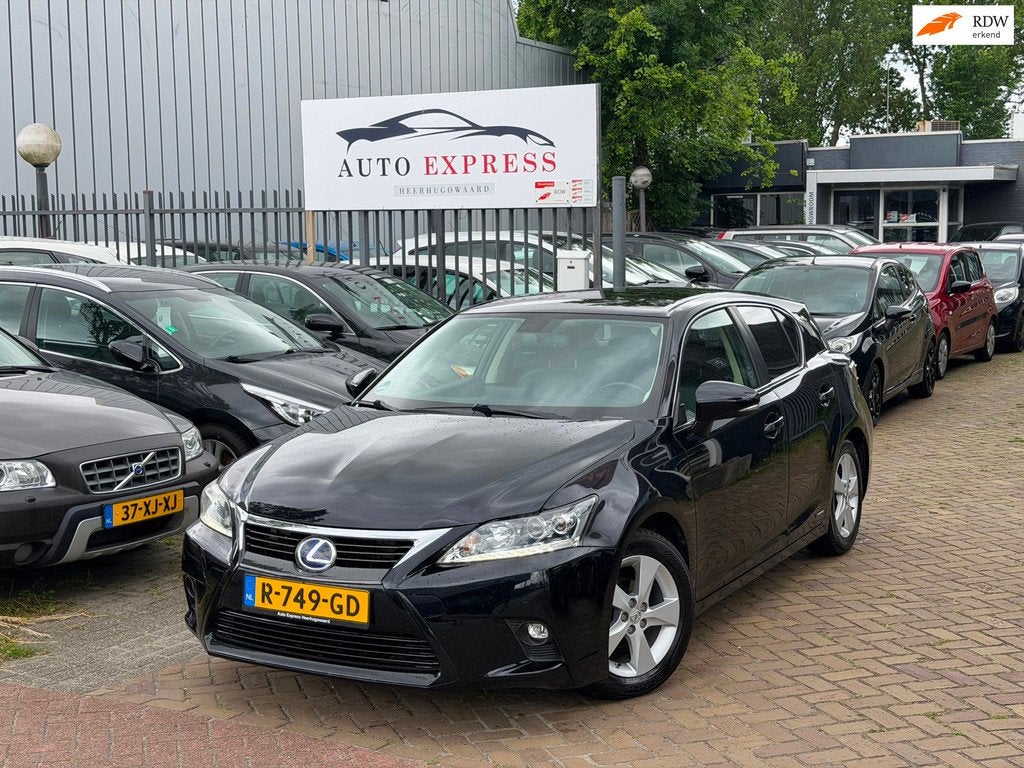 Lexus CT 200h Luxury Line Aut/Leer/Navi/Cruise/Xzenon/stoelv, Auto's, Lexus, Bedrijf, Te koop, CT-H, ABS, Achteruitrijcamera, Adaptive Cruise Control