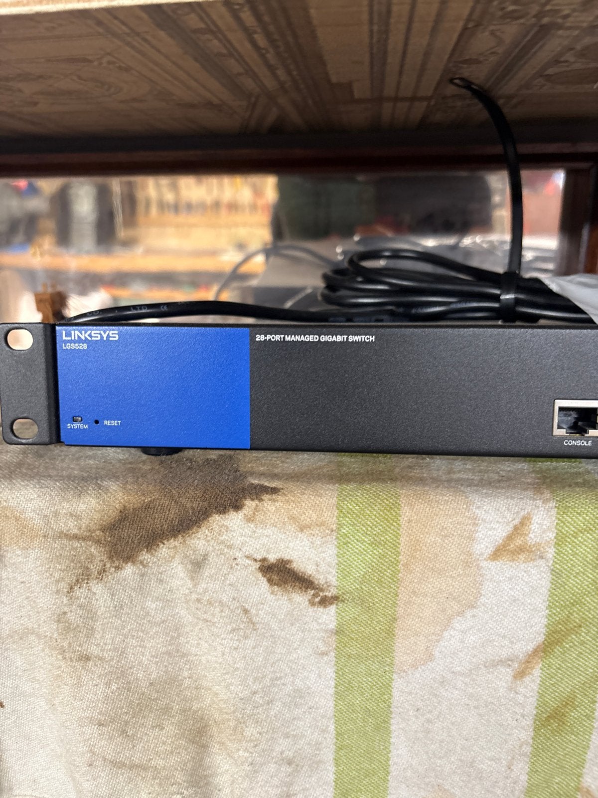 Linksys LGS528 28-poorts Managed Gigabit Switch, Computers en Software, Gebruikt, G, Ophalen of Verzenden, H