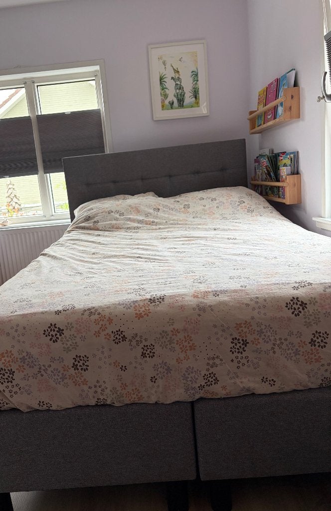 Bed twijfelaar, Ophalen, Overige materialen, 140 cm, Zo goed als nieuw