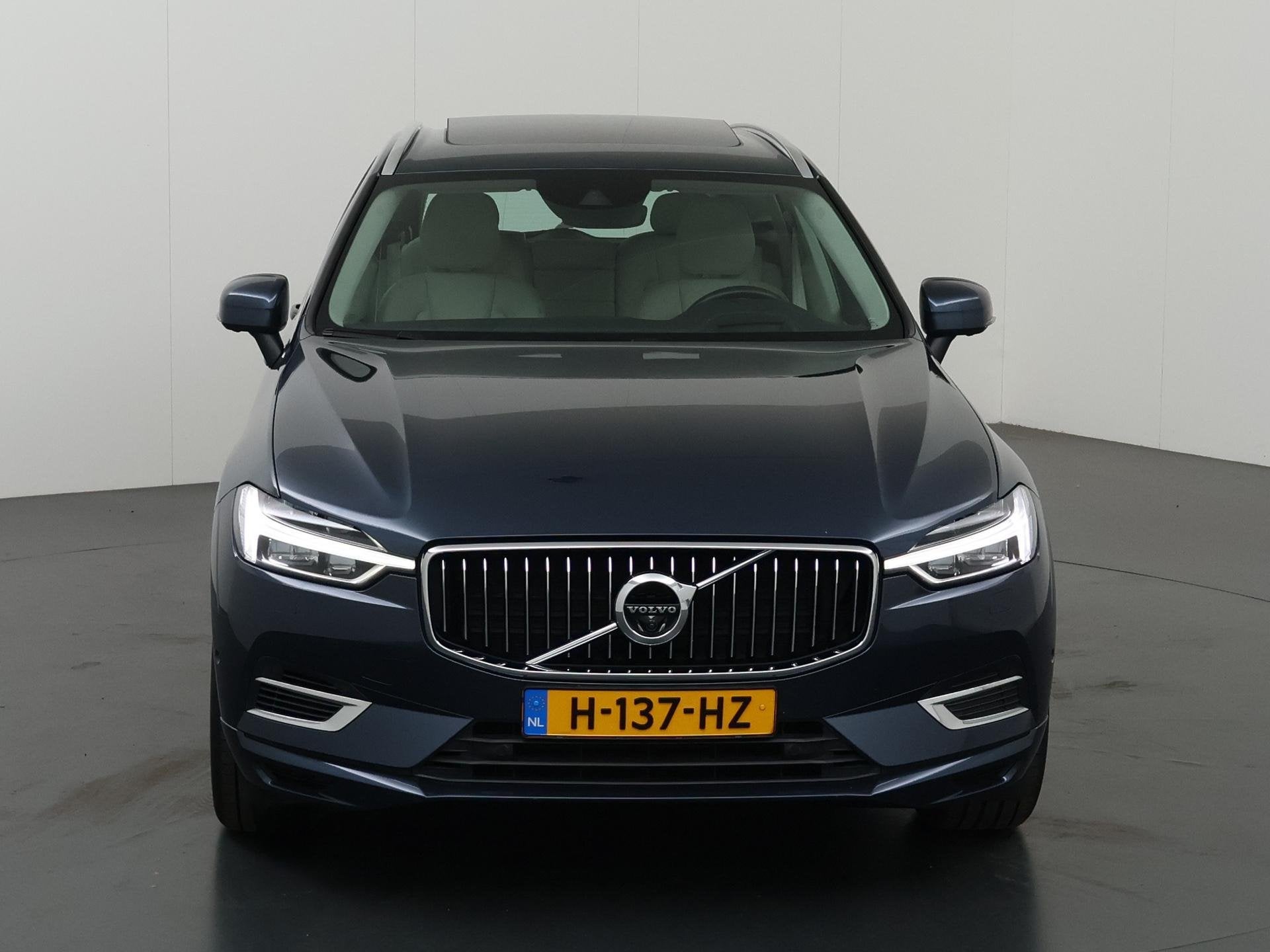 Volvo XC60 2.0 T8 Twin Engine AWD Inscription | SOH 75,2% |, Auto's, Gebruikt, Euro 6, 4 cilinders, XC60