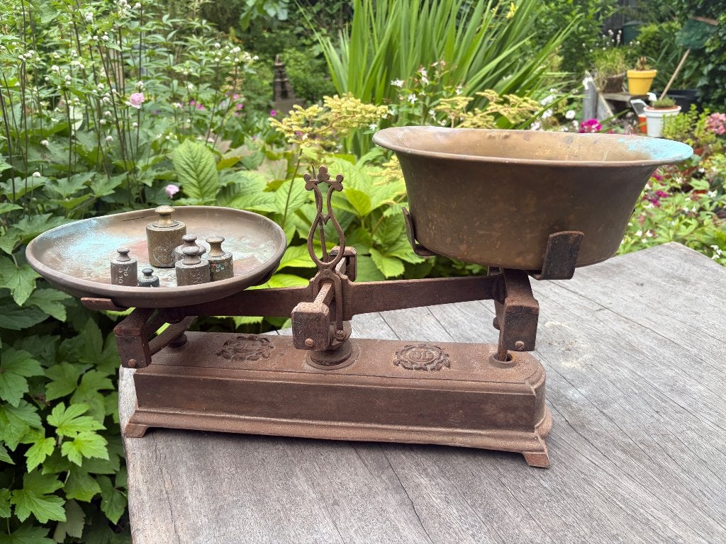 Antieke Weegschaal met Gewichten - Decoratief, Antiek en Kunst, Ophalen
