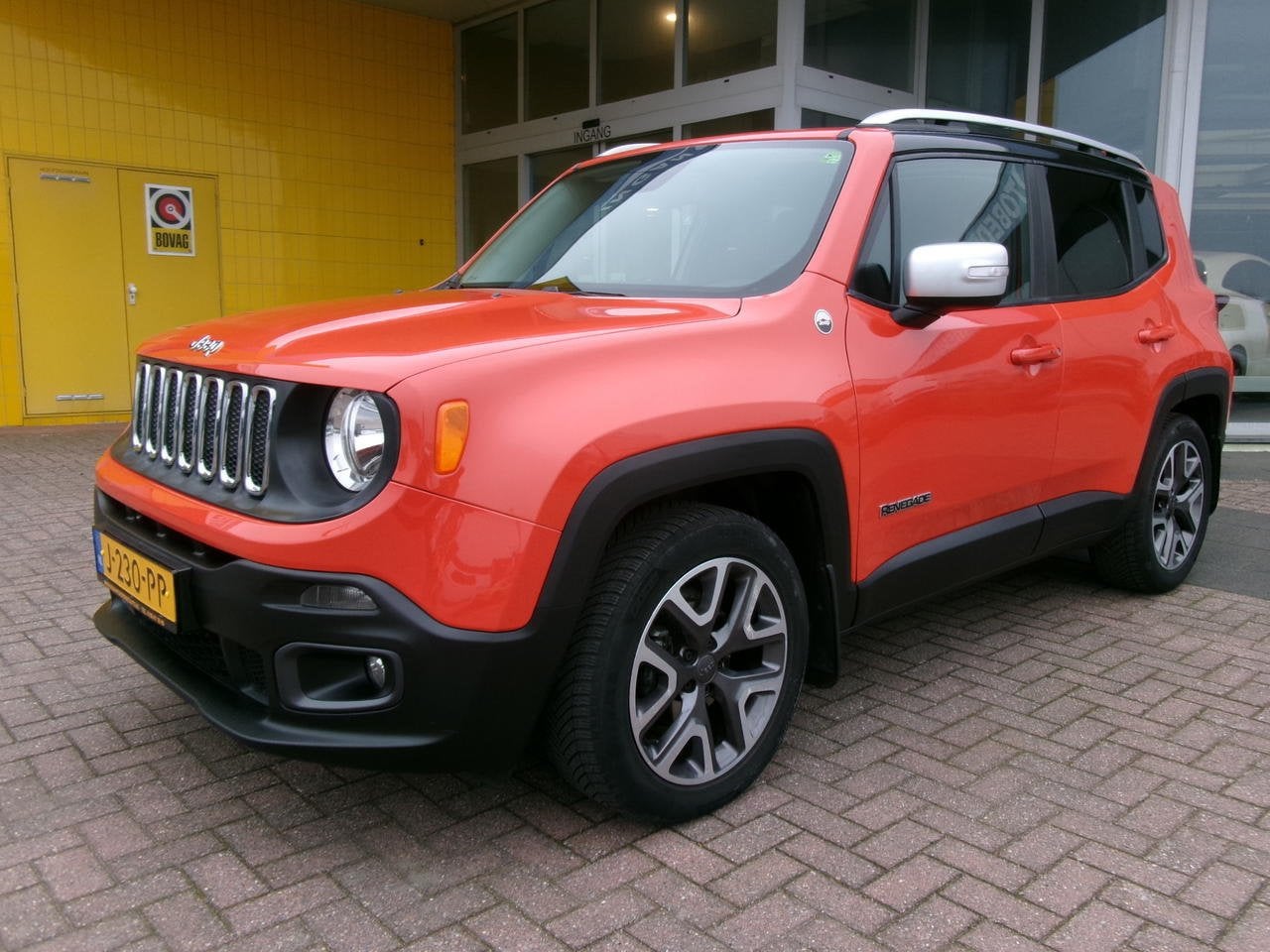 Jeep Renegade 1.4 MULTIAIR LIMITED OPENING-EDITION TR.HAAK, Auto's, Jeep, Voorwielaandrijving, 136 pk, Gebruikt, 400 kg