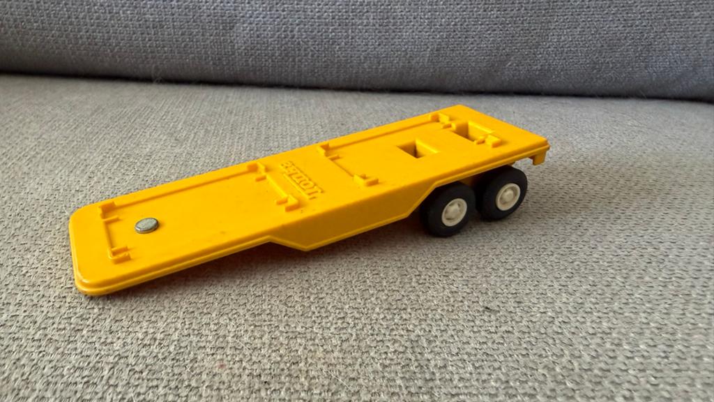 Gele Tonka aanhanger van kunststof / plastic, Verzamelen, Speelgoed, Ophalen of Verzenden, Gebruikt