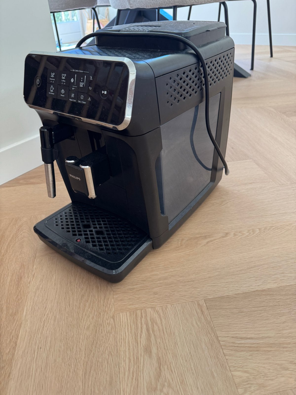 Philips koffiemachine - heeft onderhoud nodig, Ophalen, Gebruikt, Koffiemachine, Koffiebonen