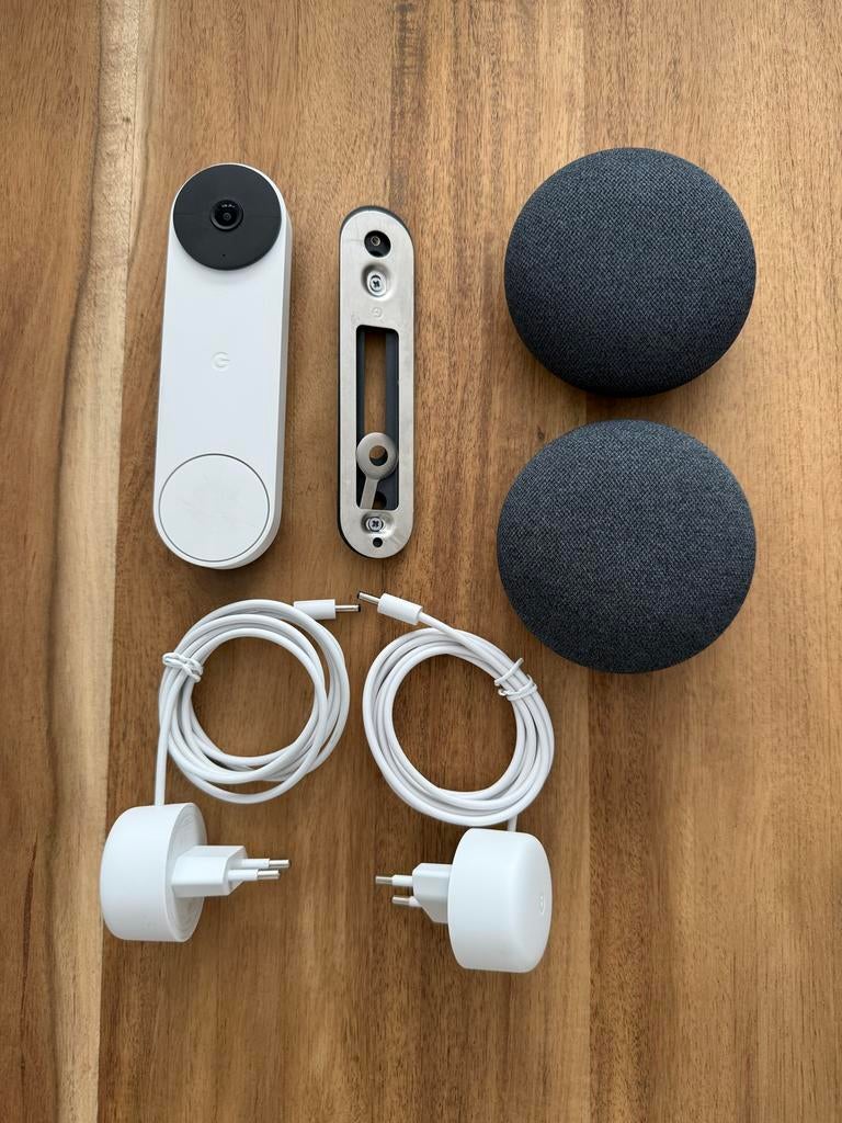 Google Nest Doorbell (draadloos) en 2 Nest Mini speakers, Ophalen of Verzenden, Bewegingsdetectiesensor, Gebruikt, Draadloos