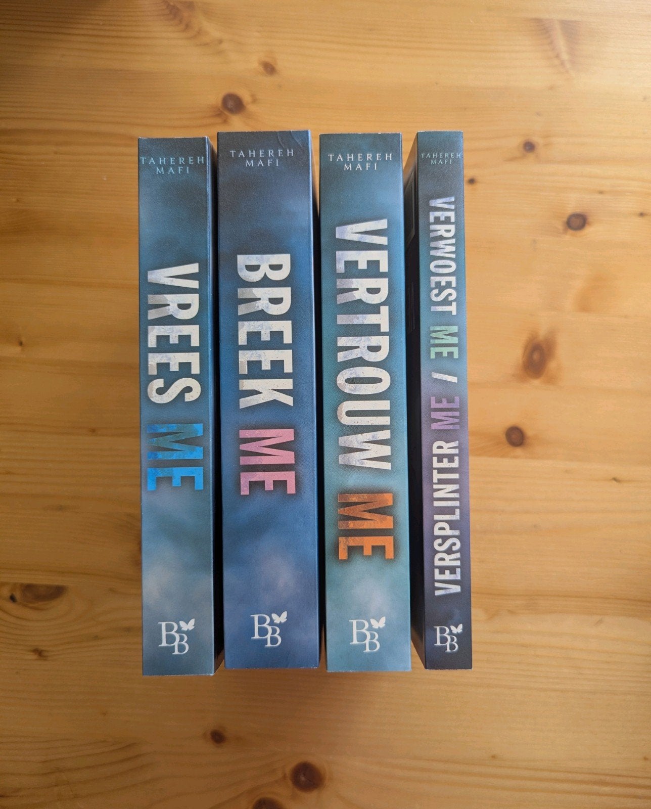 Shatter Me serie - Tahereh Mafi - 4 boeken, Ophalen of Verzenden, Zo goed als nieuw, Tahereh Mafi, Nederland