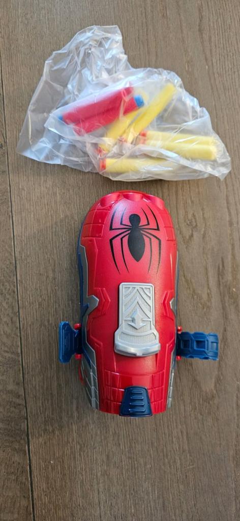 Spiderman Web Shooter met darts, Verzenden, Zo goed als nieuw, Jongen