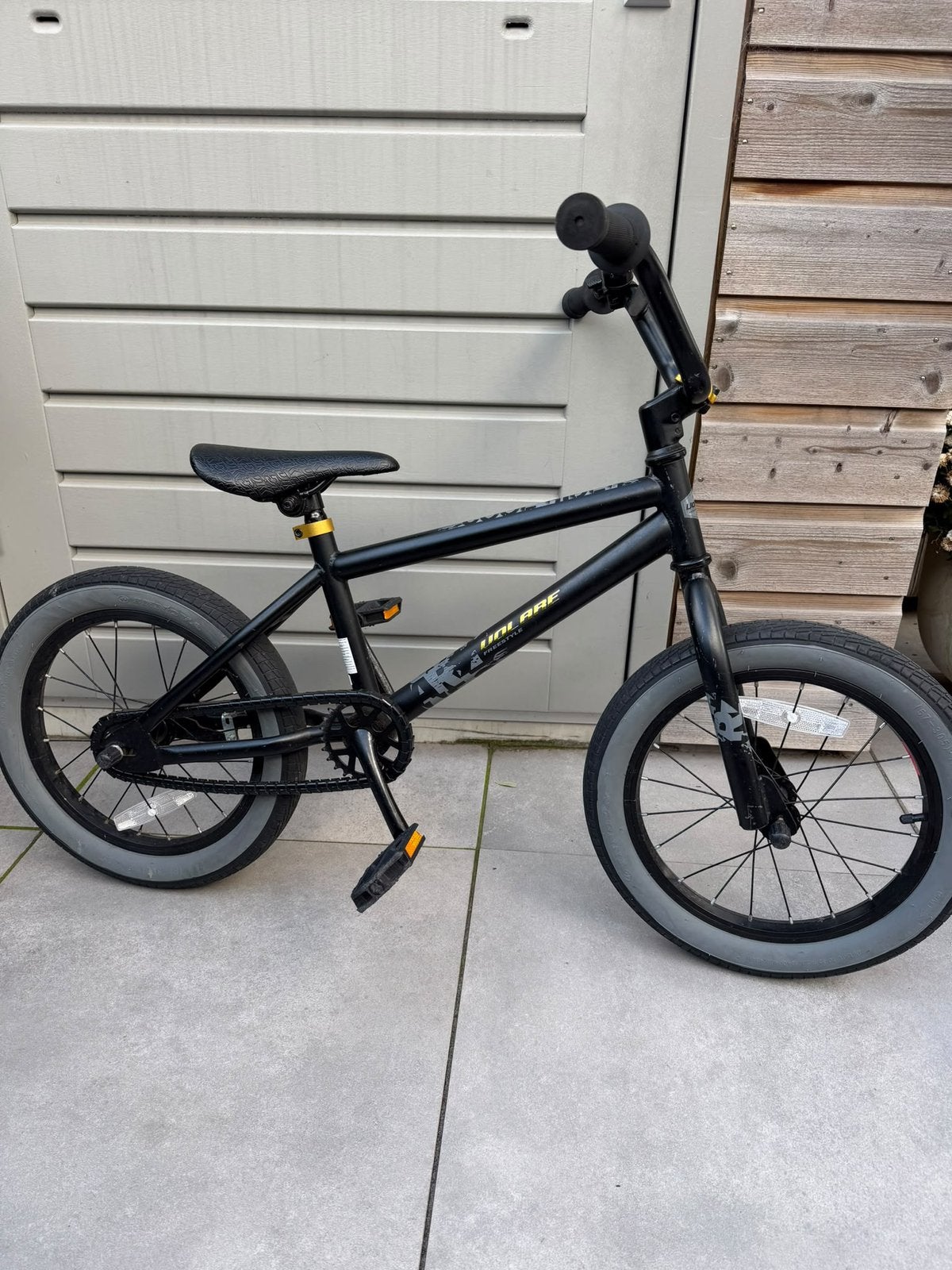 Volare bmx kinderfiets 16 inch, Fietsen en Brommers, Ophalen, Zo goed als nieuw, Staal