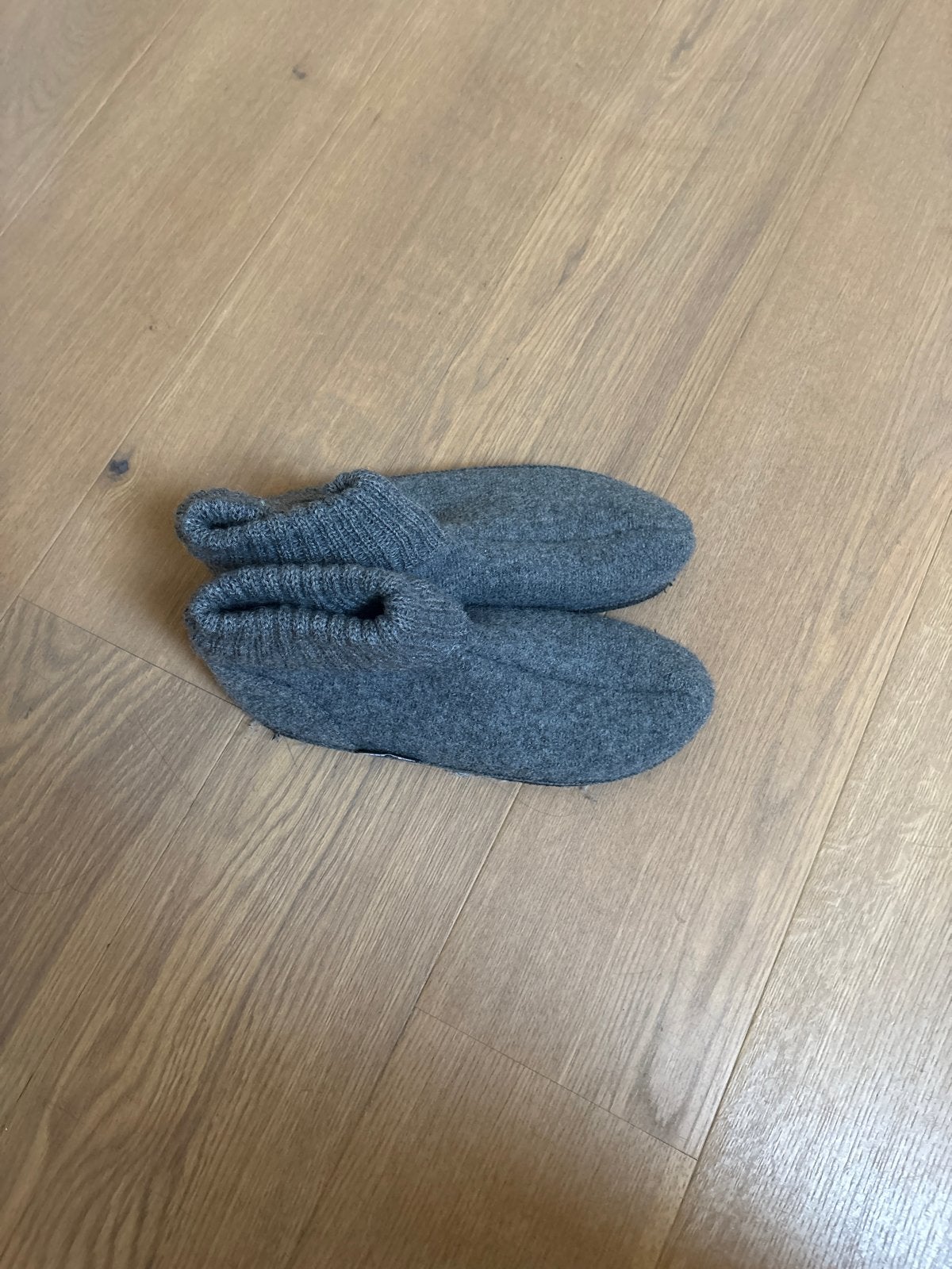 Bergstein pantoffels maat 40 - Grijs, Ophalen of Verzenden, Gedragen, Grijs, Pantoffels of Sloffen