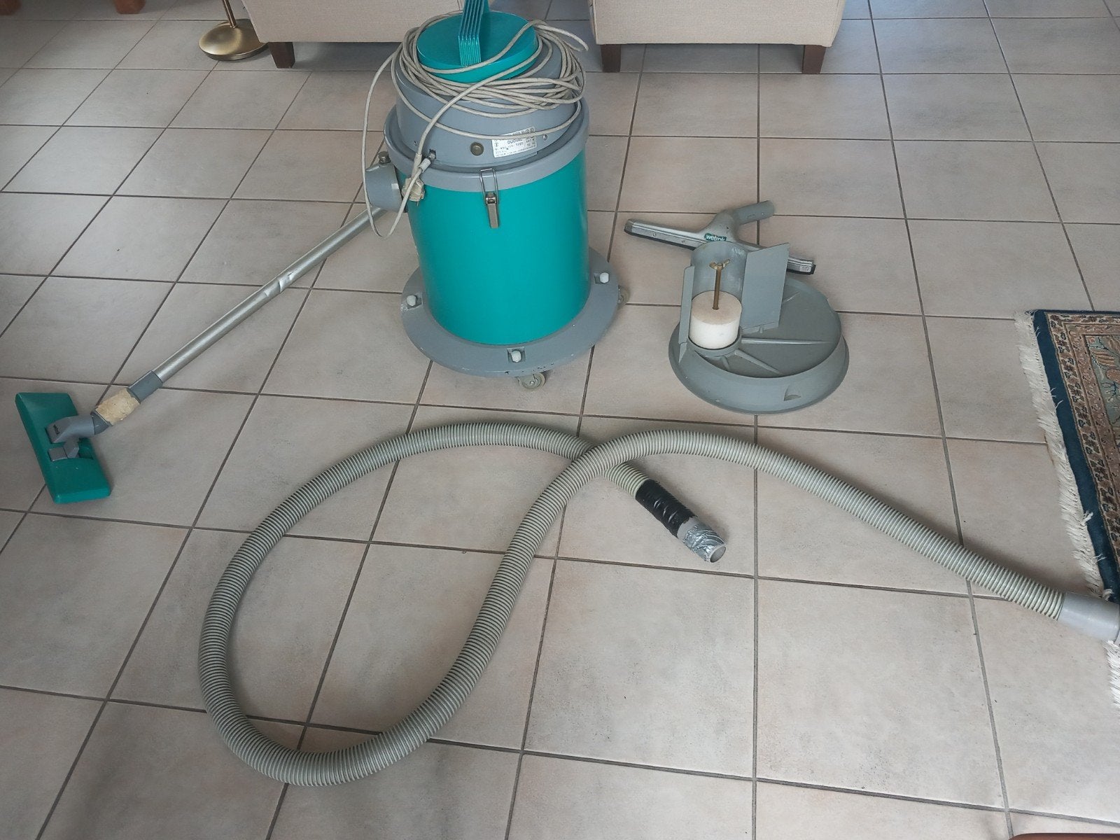 Wetrok Duovac Industriële Stofzuiger - Krachtig en Robuust, Ophalen, Gebruikt, Industriële stofzuiger, Minder dan 1200 watt