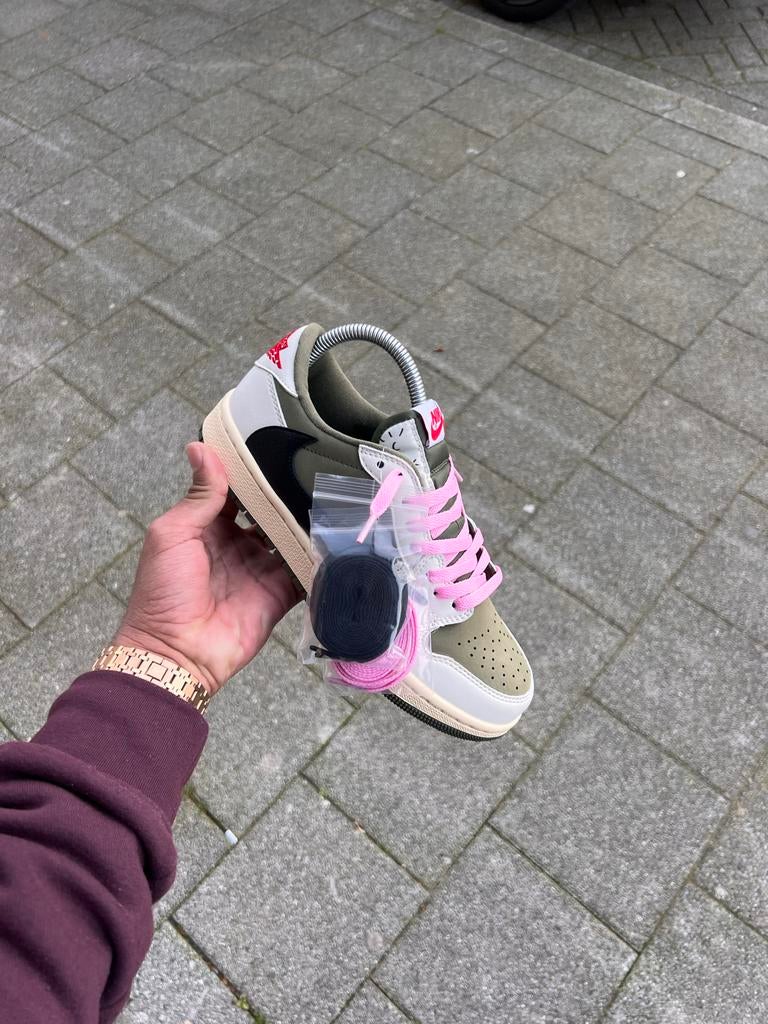 Nike Travis Scott Sneakers maat (36-47), Ophalen of Verzenden, Nieuw, Overige kleuren, Sneakers of Gympen