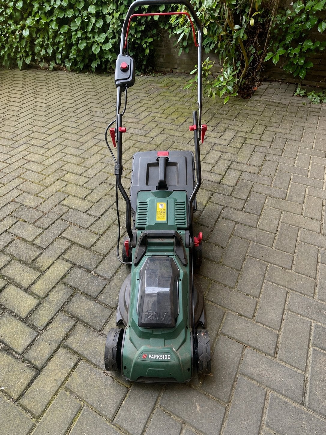 Parkside grasmaaier op accu, Verzenden, Gebruikt, Accu-grasmaaier