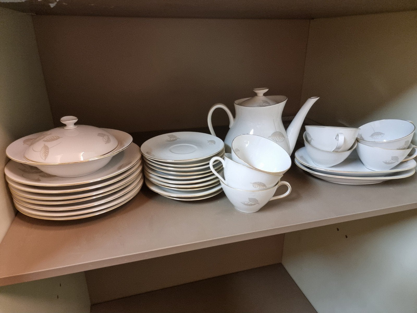 Bavaria Venetië Servies - Compleet met Bladmotief, Ophalen of Verzenden, Porselein, Overige stijlen