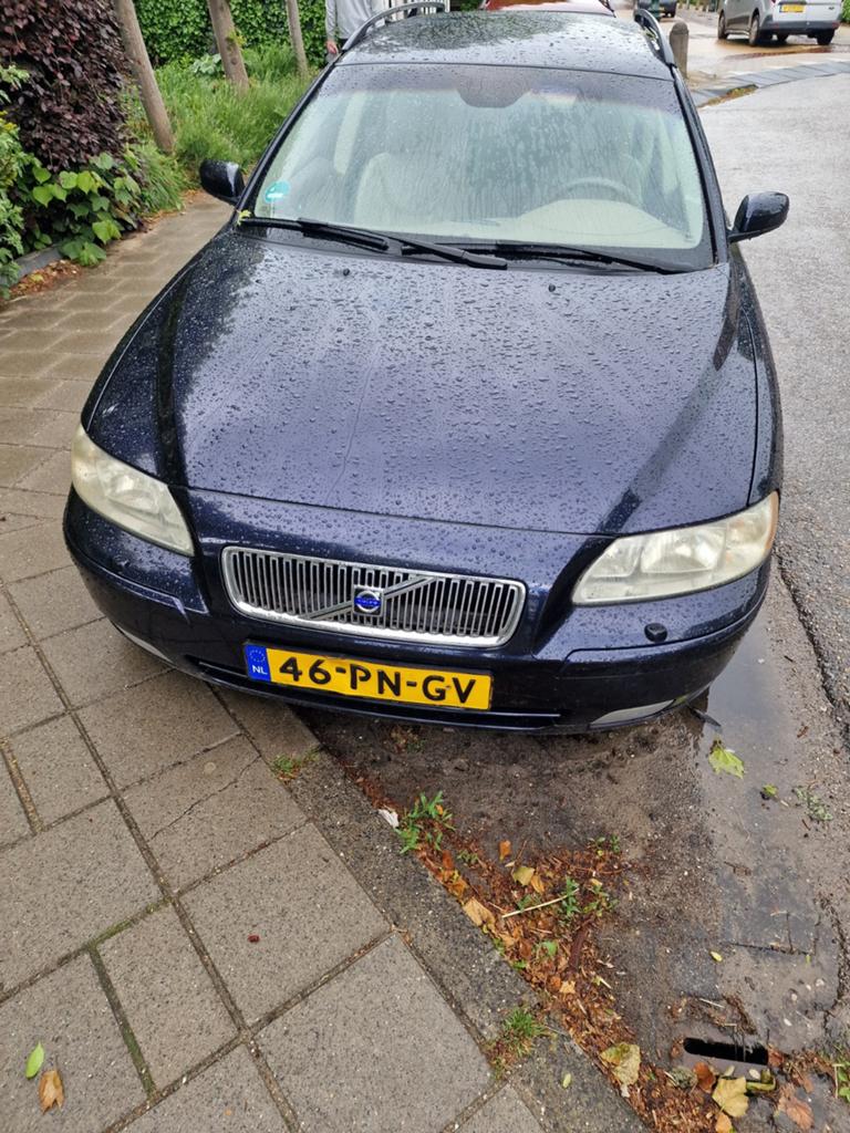 Volvo v70 blauw, Voorwielaandrijving, Beige, Blauw, Leder en Stof