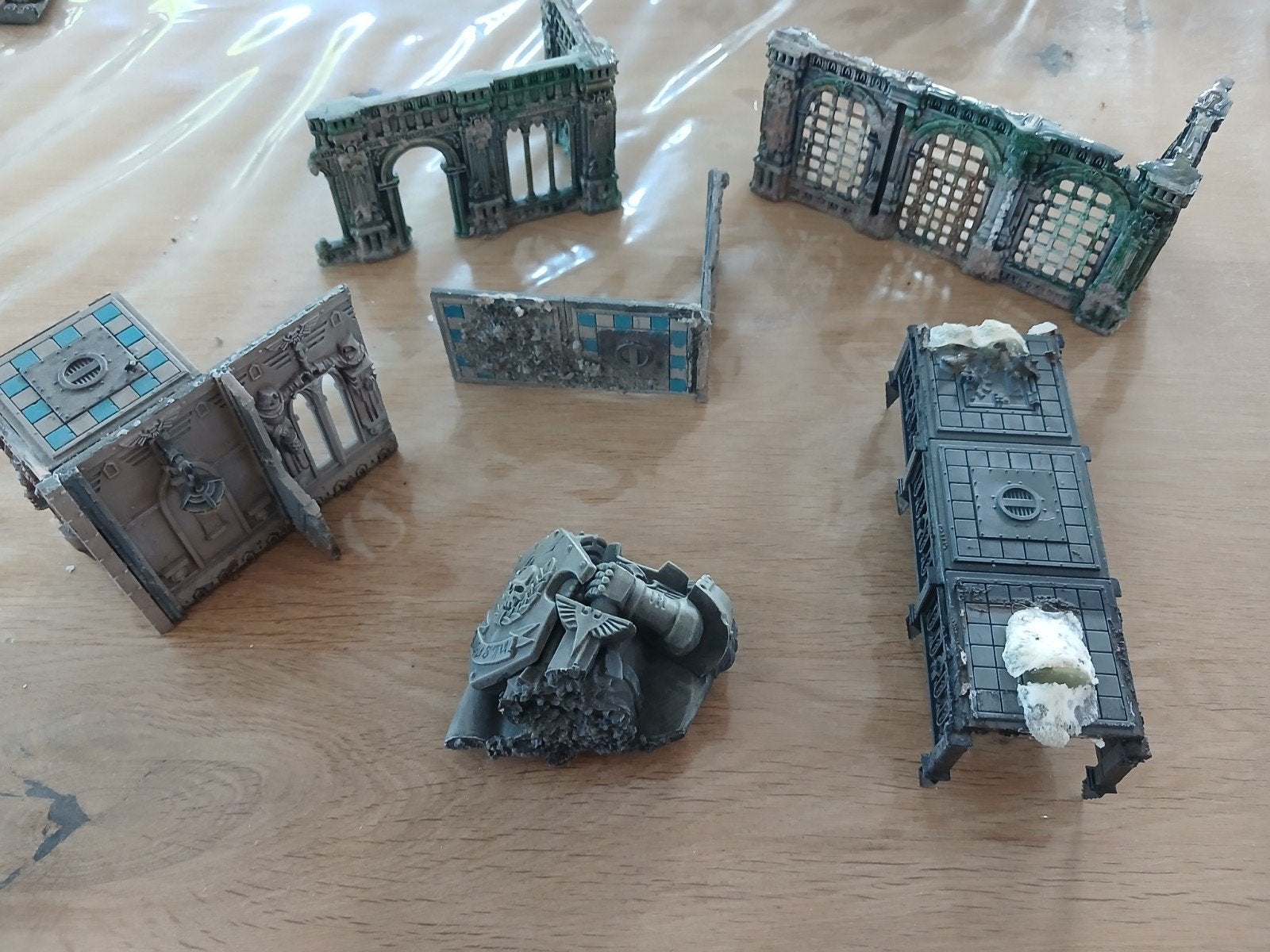 partij warhammer terrain beschilderd tafelterrein (scenery), Hobby en Vrije tijd, Ophalen of Verzenden, Gebruikt, Warhammer